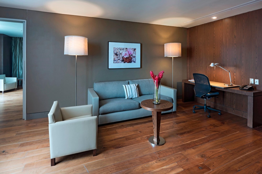 The Westin Santa Fe Mexico City 35/62