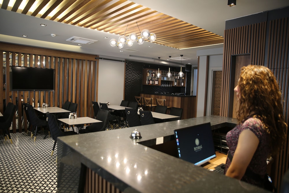 Mithras Hotel Izmir Alsancak 15/16