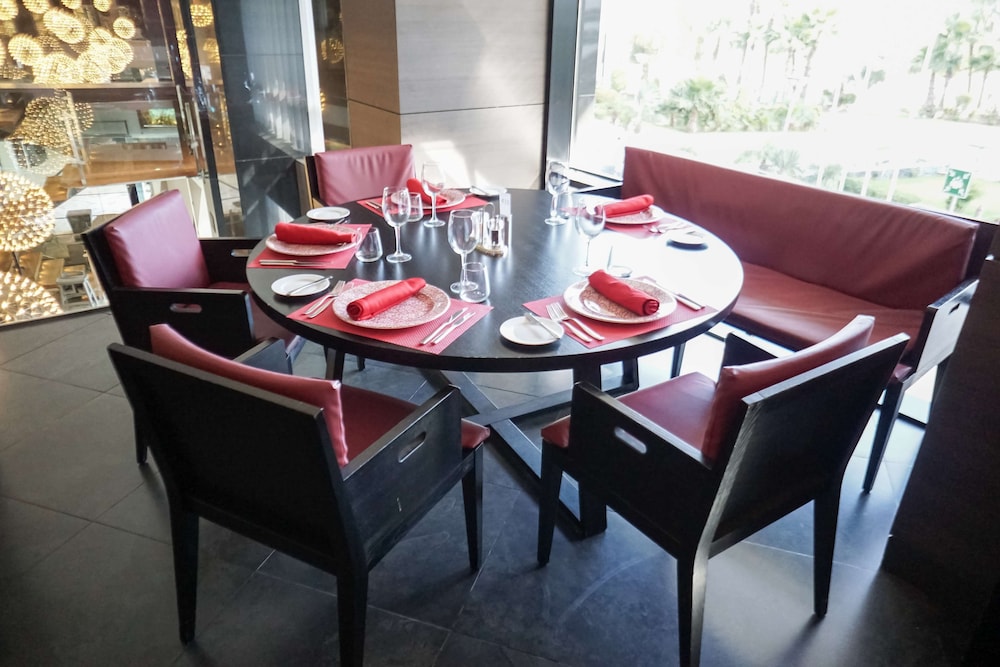 Royal Tulip City Center Tanger Hotel 48/72