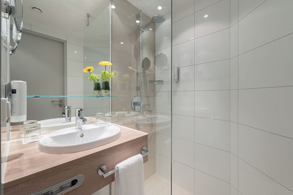 Essential by Dorint Stuttgart-Airport 40/42