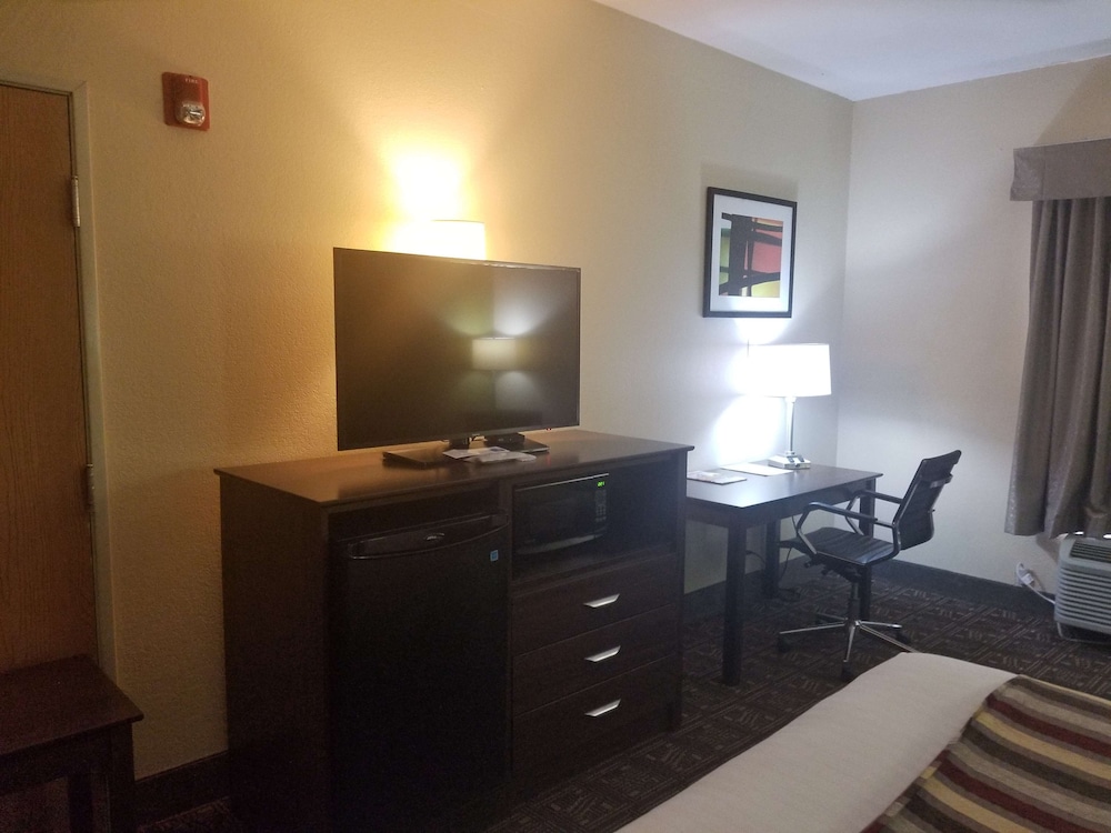 Best Western Rayne Inn 22/26
