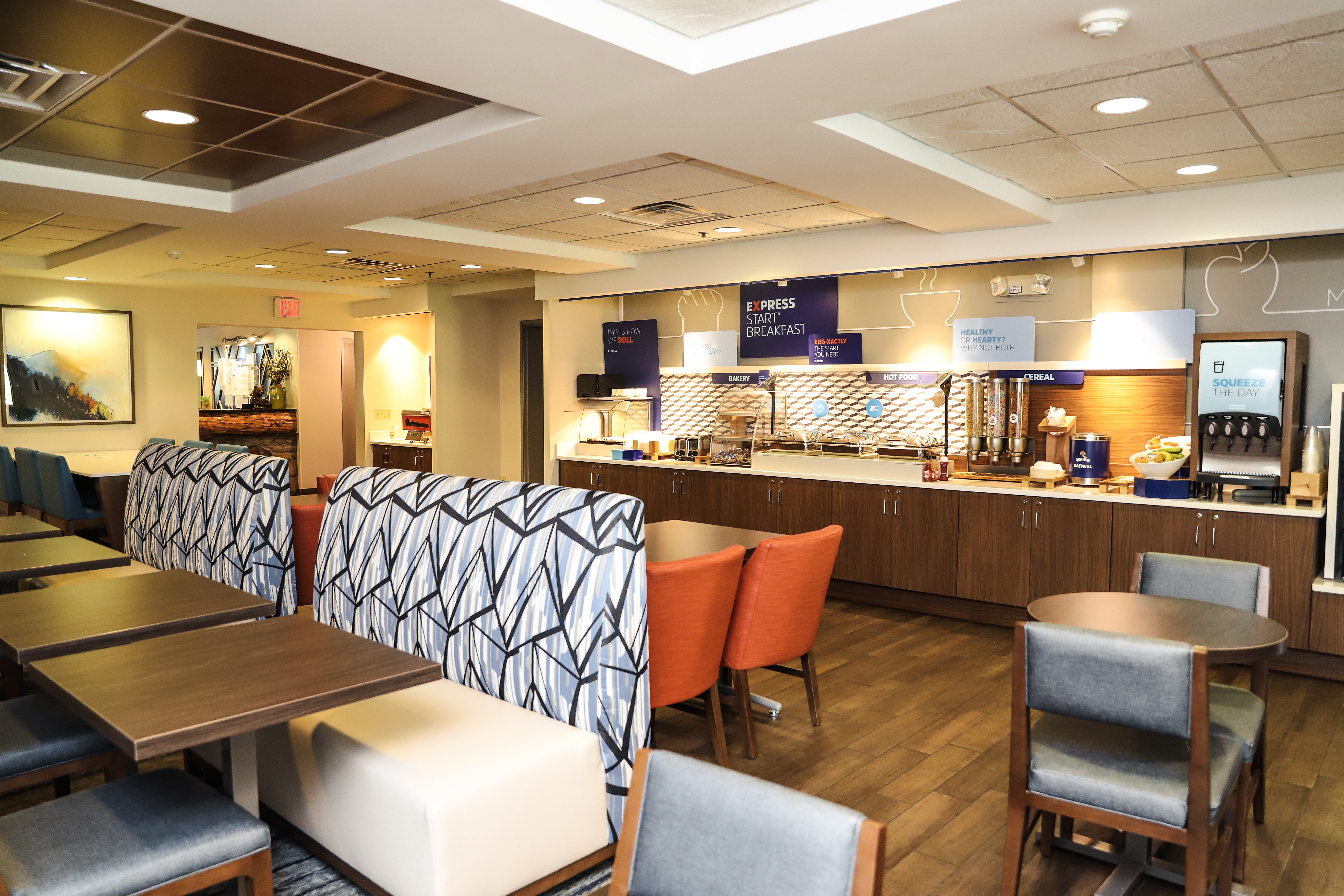 Holiday Inn Express Hotel And Suites Donegal 32/43