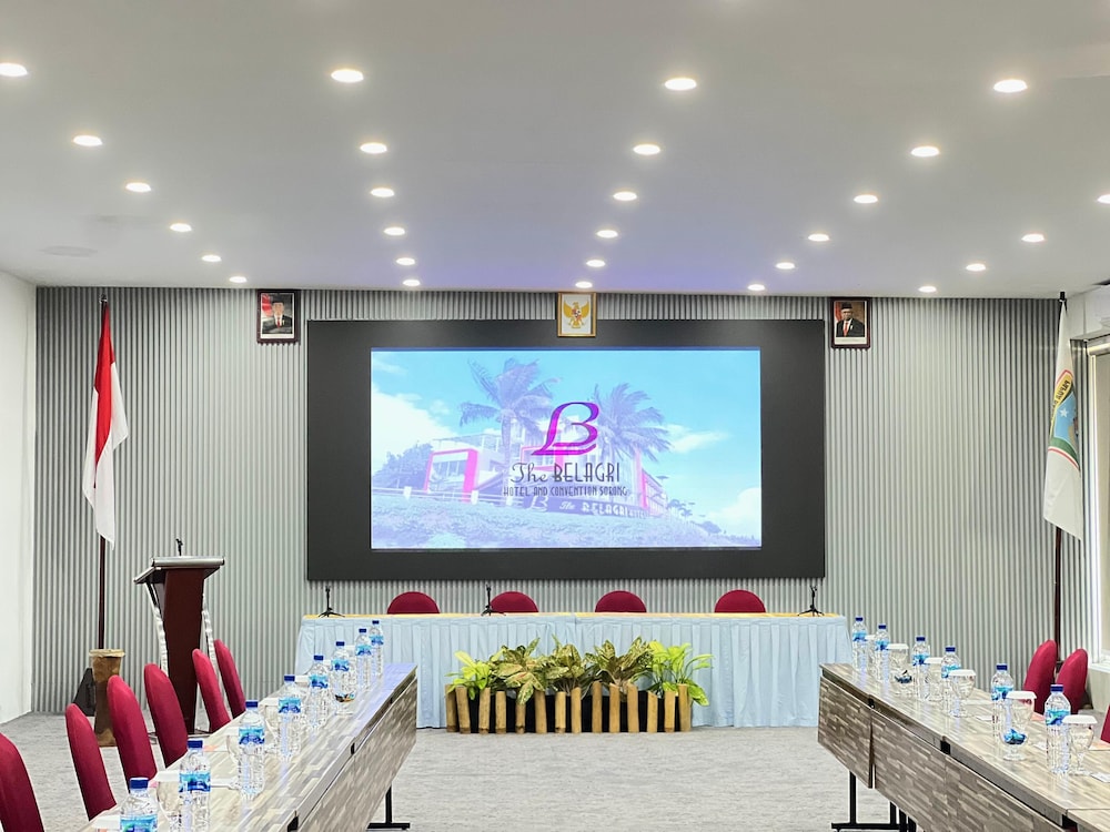 THE BELAGRI HOTEL AND CONVENTION 52/62