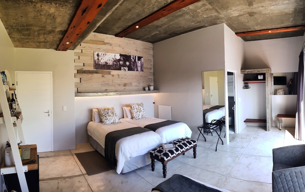 Organic Square Guesthouse 31/65