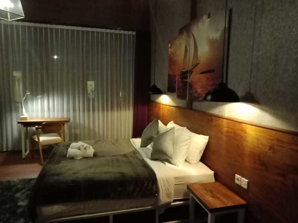 Kakul Villas & Suites 33/82