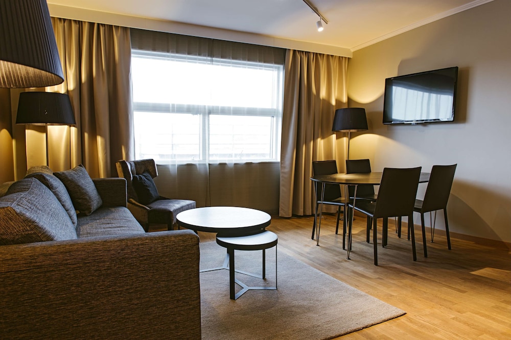 Scandic Molndal Gothenburg 37/59
