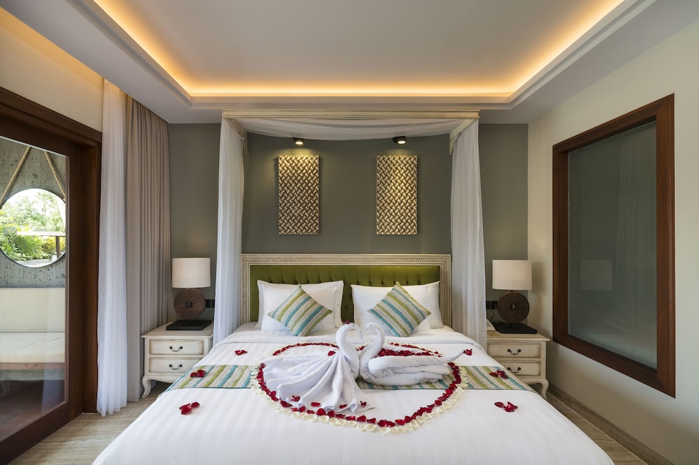 Sense Canggu Beach Hotel 7/69