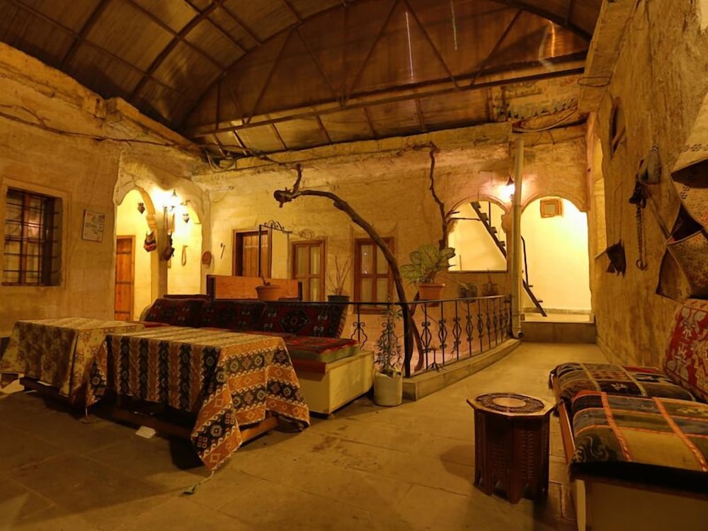 Henna Konak Hotel 34/50