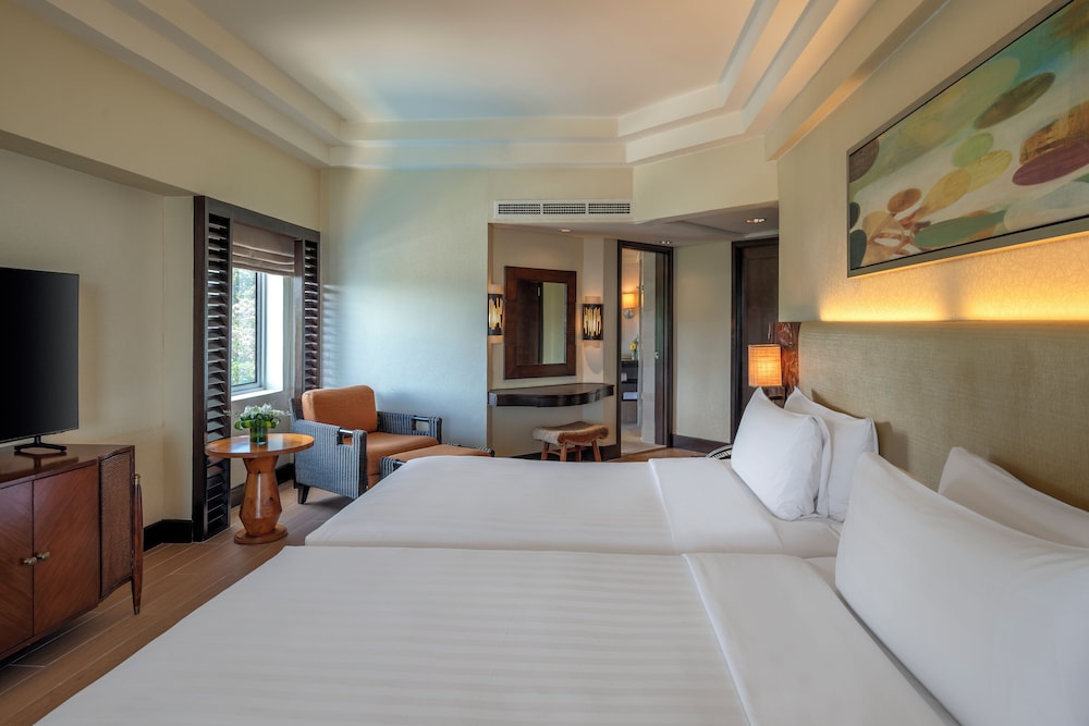 Panoramic, Suite, Twin Beds, Ocean Wing