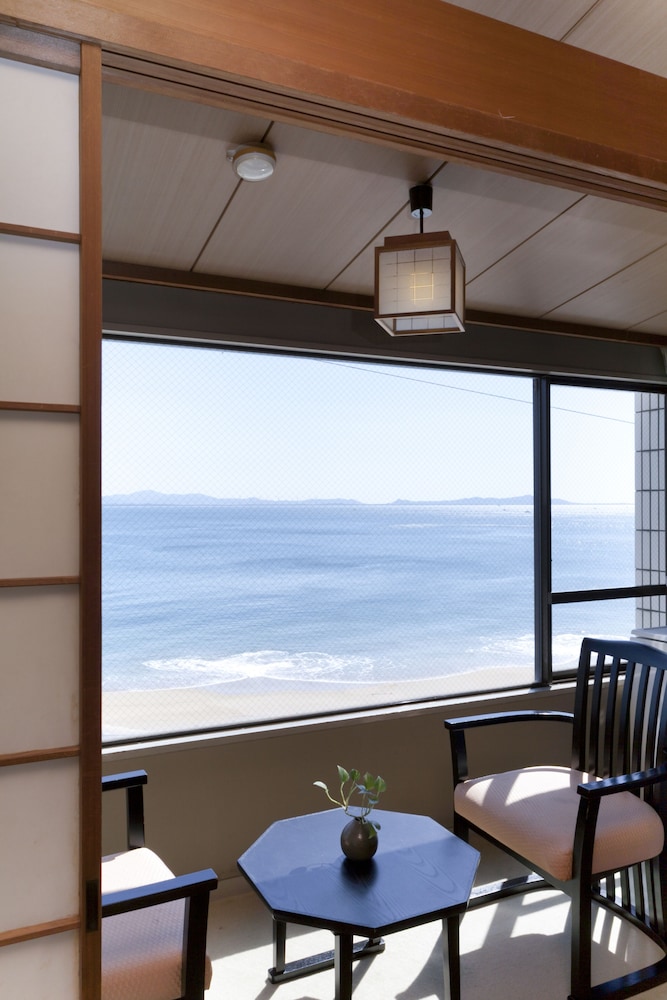 Shinojima Royal Hotel Kasuiso 35/50