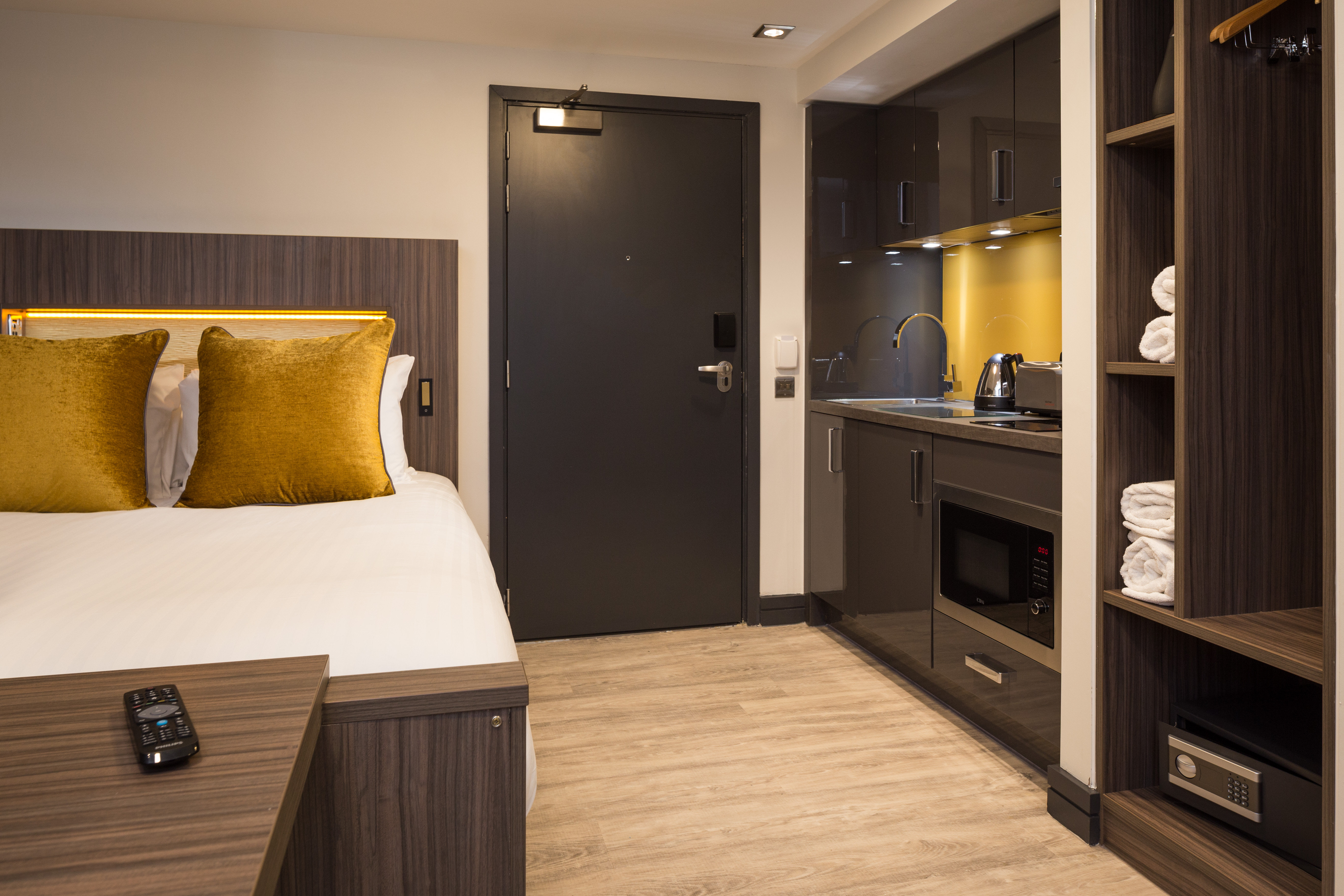 Roomzzz Manchester Victoria 17/52