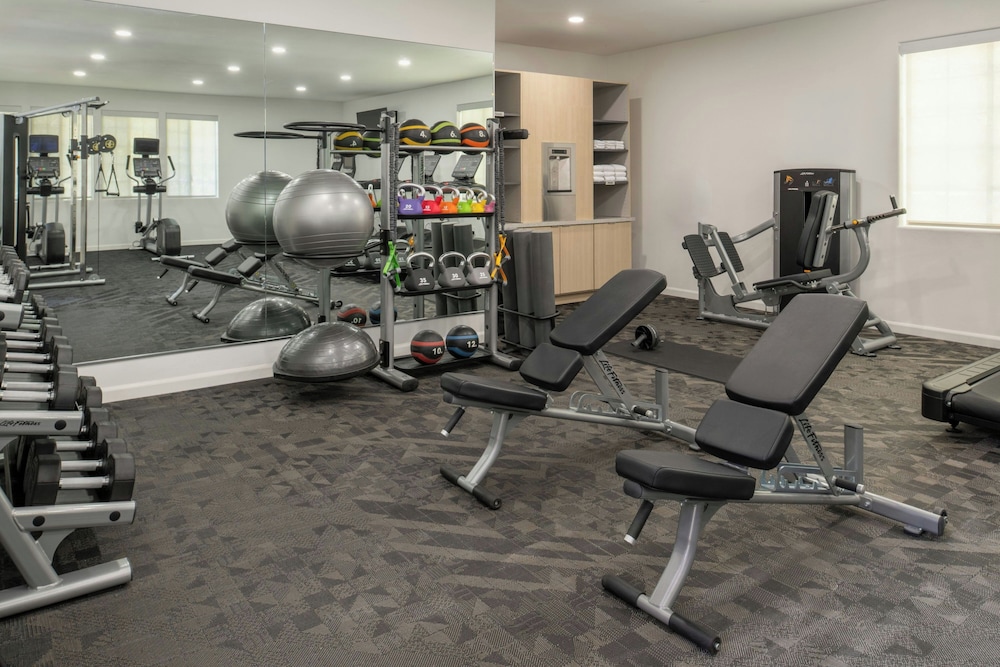 Holiday Inn Express Hotel Suites San Pablo Richmond Area 30/60
