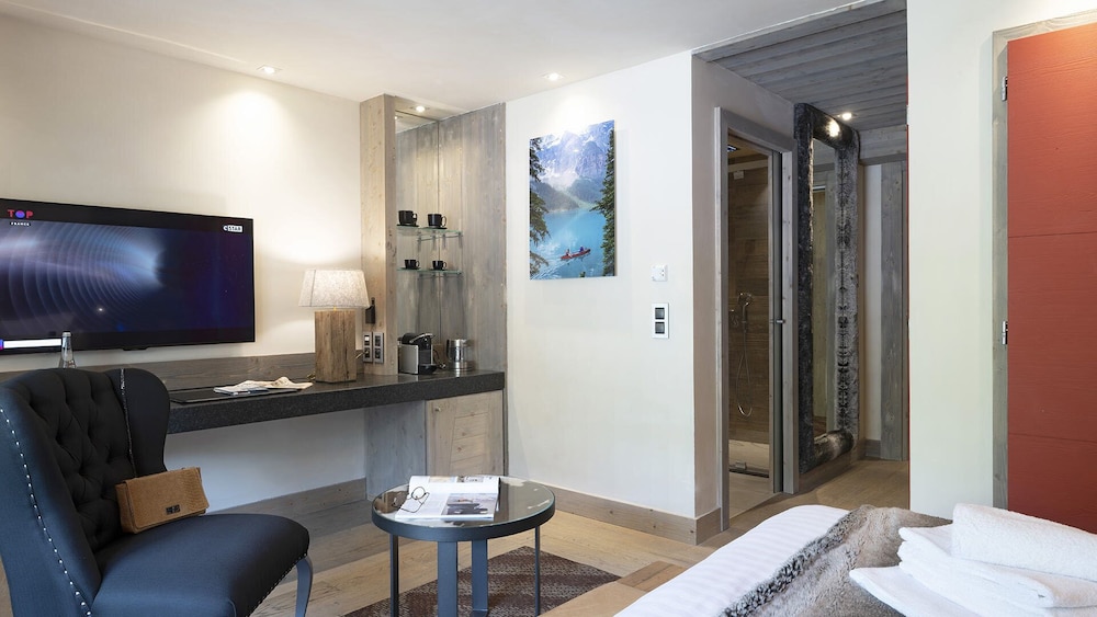 Hotel Alexane 43/50