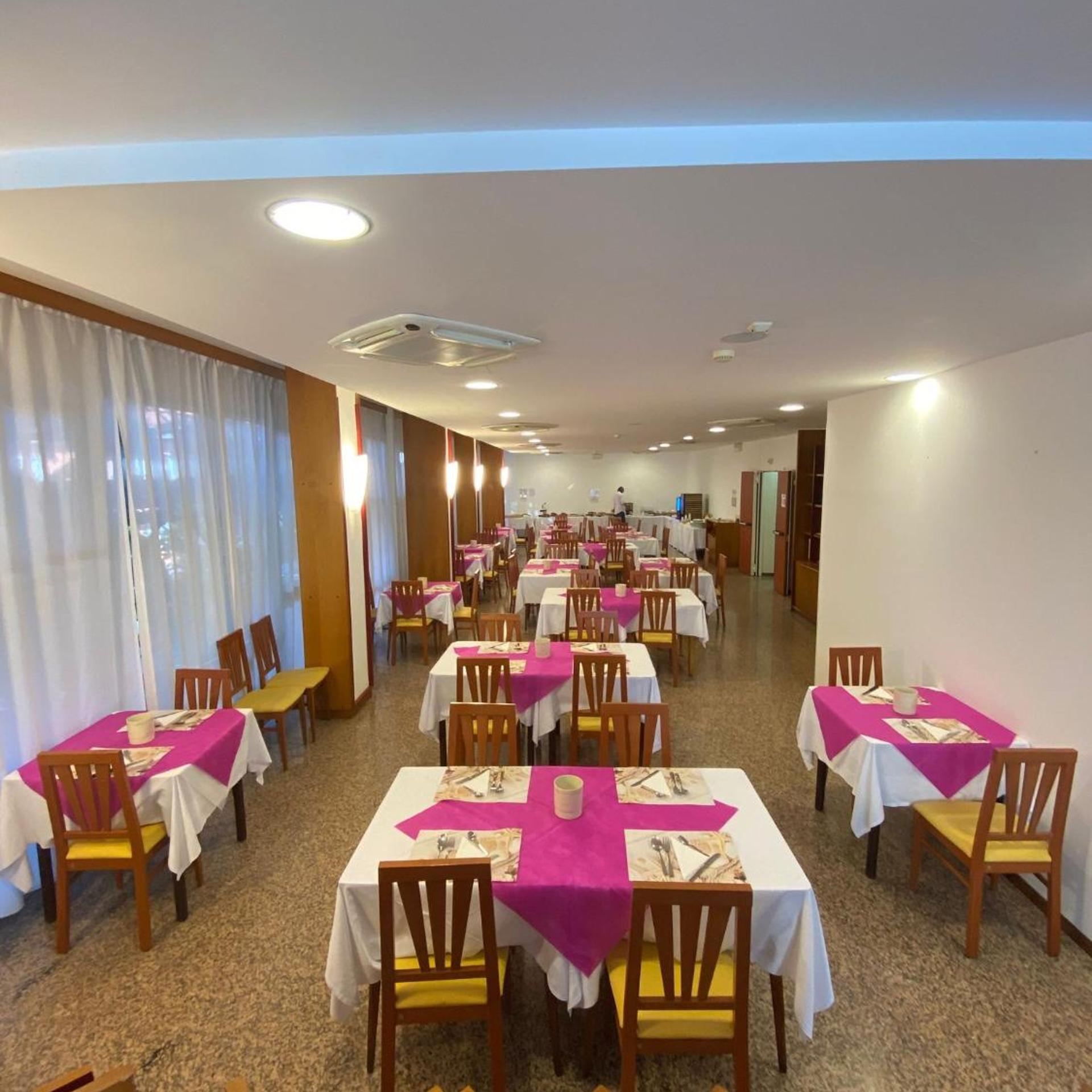 Hotel Modenese 35/50