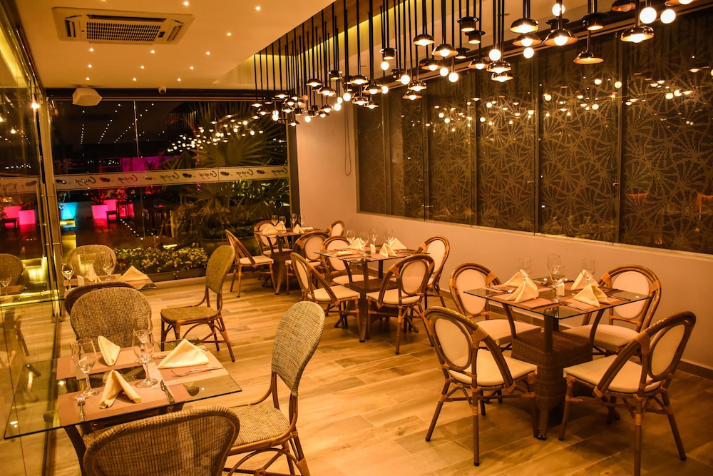 Perla Suite Hotel 48/64