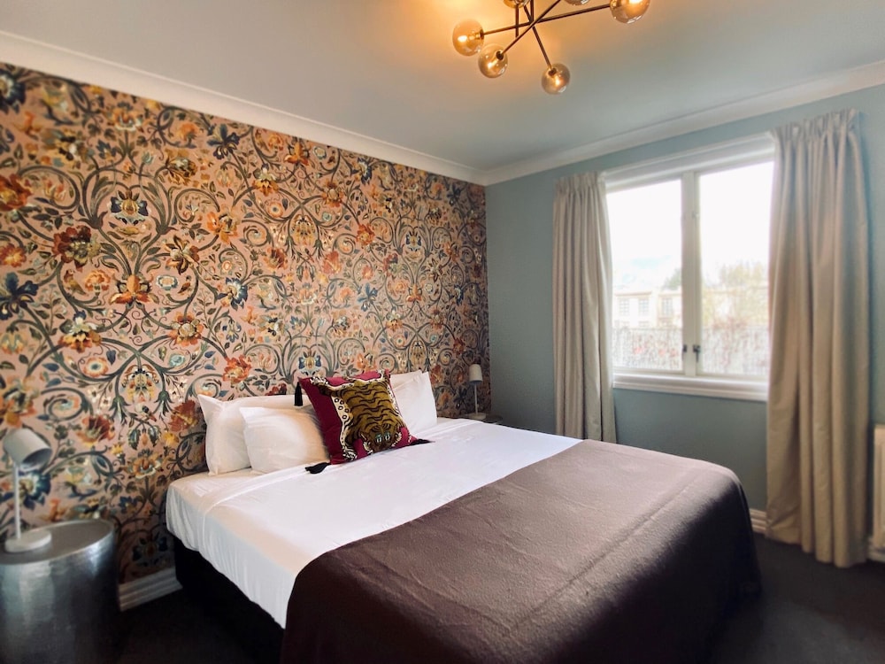 Dairy Private Luxury Hotel 22/81
