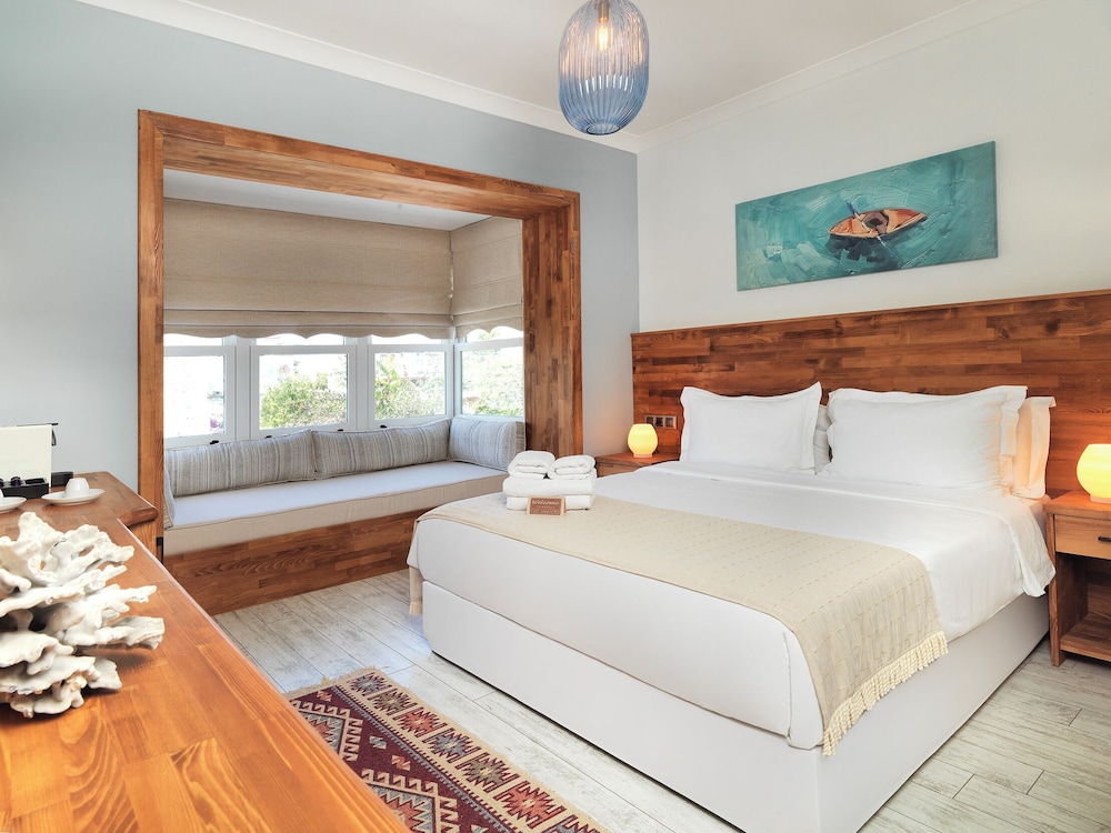 Triangulo Hotel 10/50
