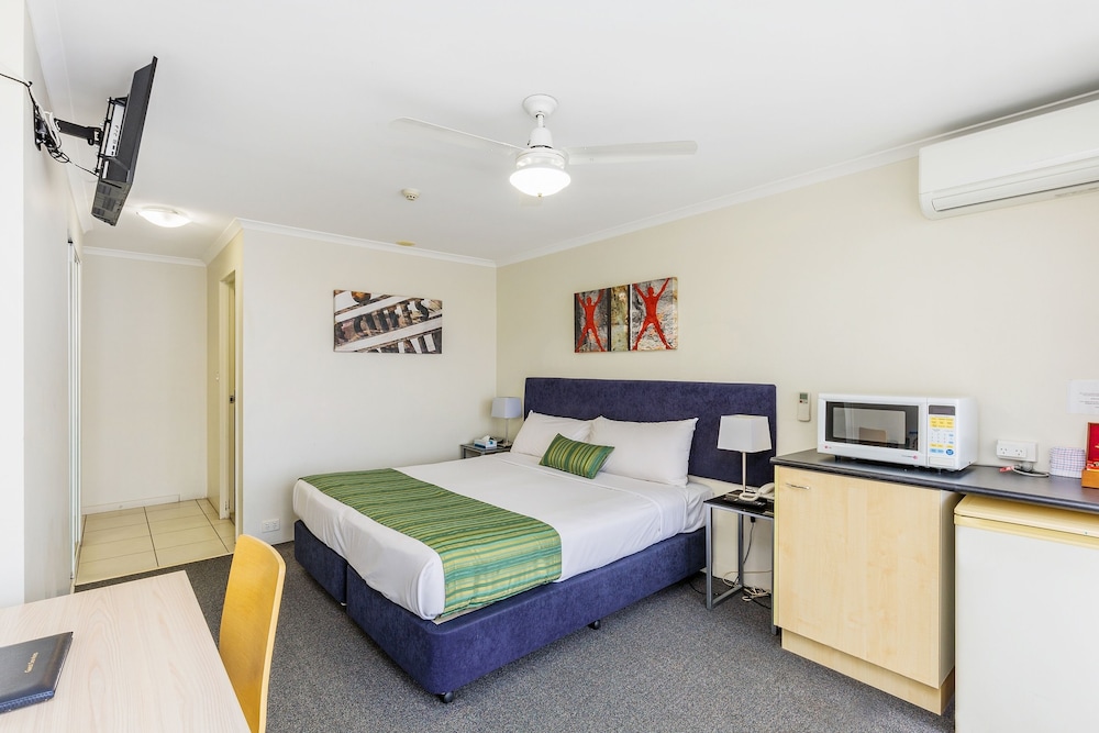 THE WELLINGTON APARTMENT HOTEL 22/48