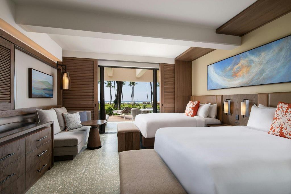 Renovated, Lanai, Guest Room, 2 Queen Beds, Beach Front, Ground Floor