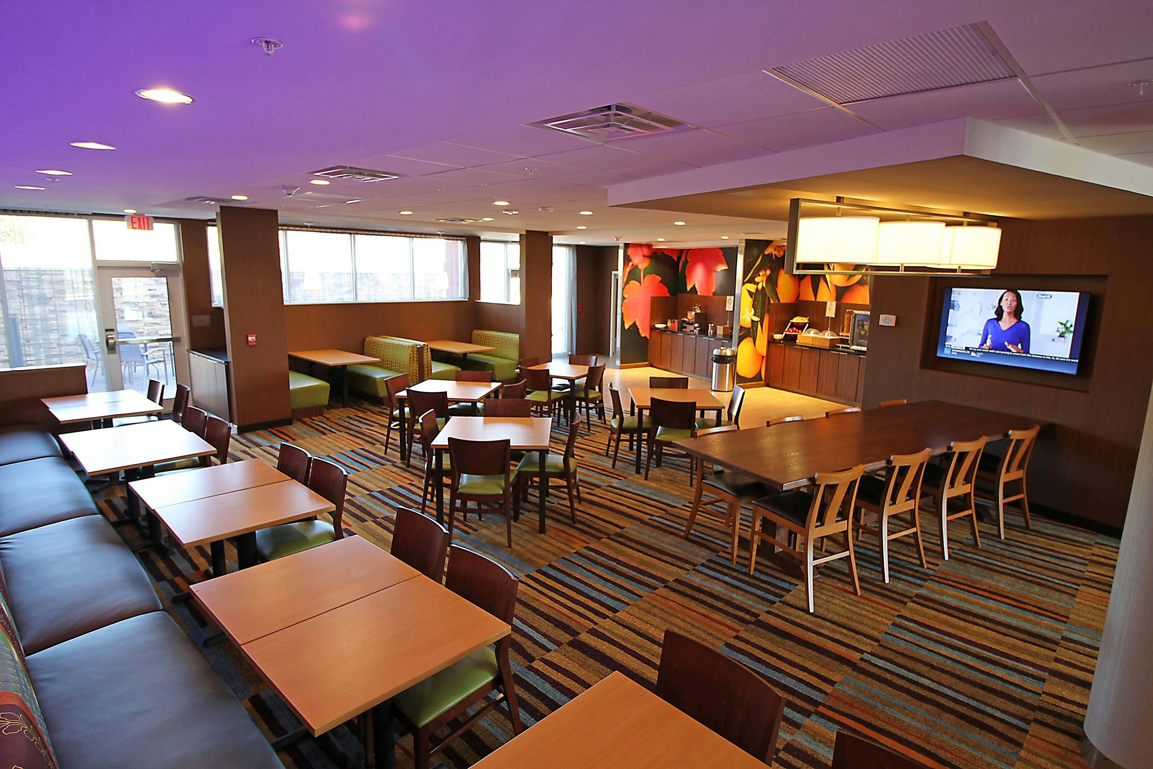 Fairfield Inn Suites London 28/35