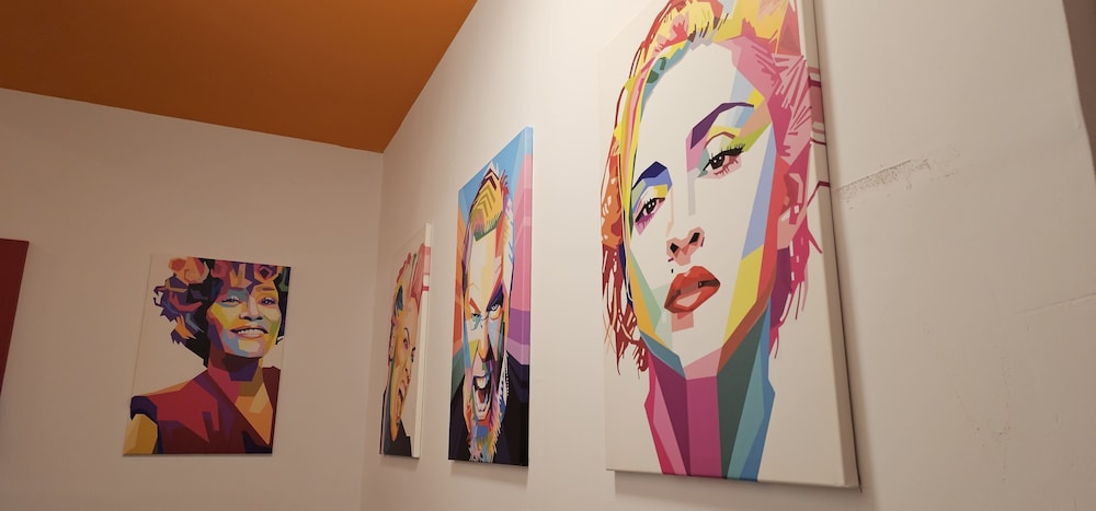 Arc House Pop Art 5/26