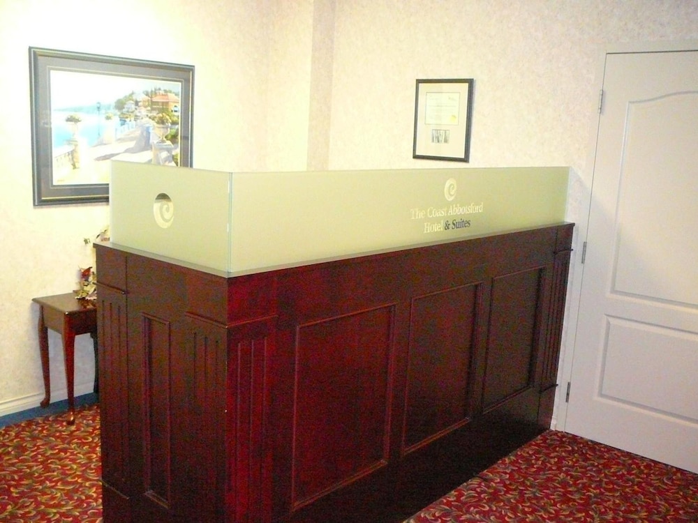 Coast Abbotsford Hotel And Suites 8/50