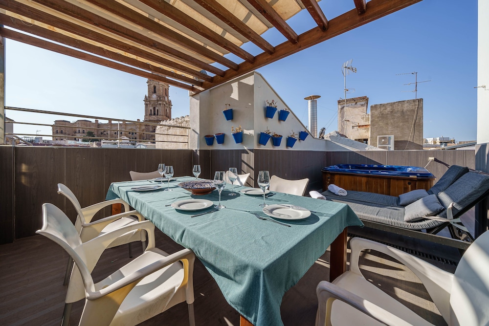 Apartamentos Gibralfaro Centro 33/47