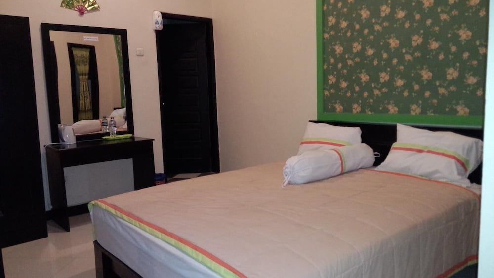 Jaya Phita Guest House 7/32
