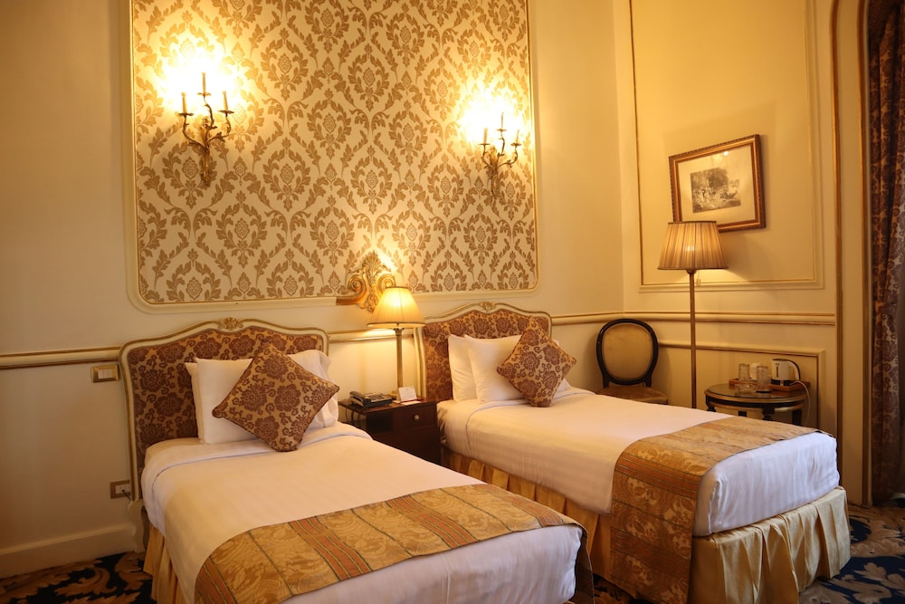 Gold, Deluxe, King Bed, Side Sea View, Le Metropole Luxury Heritage Hotel Since 1902 by Paradise Inn Group 3/8