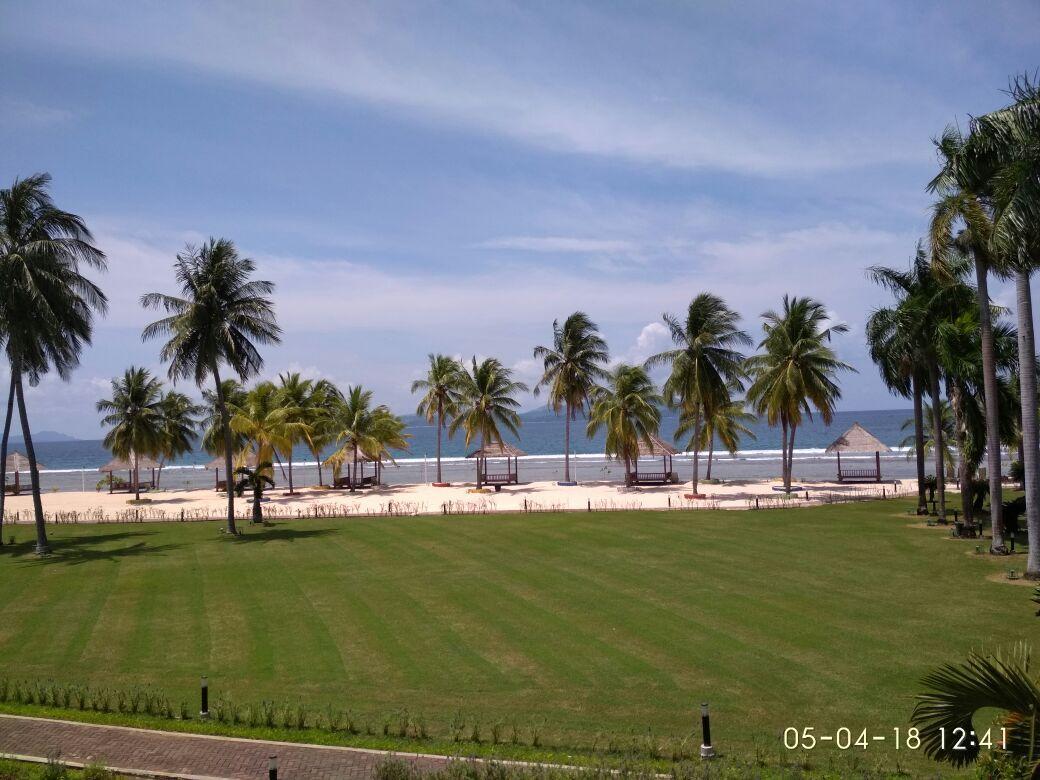 Paradise Hotel Golf and Resort 45/49