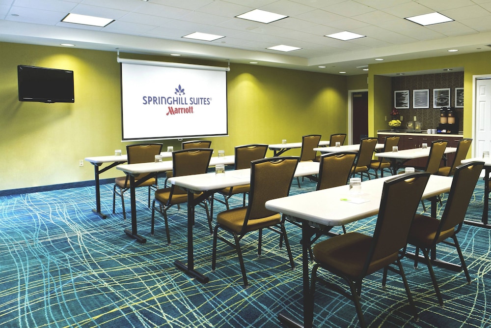 SpringHill Suites by Marriott Sarasota Bradenton 26/34