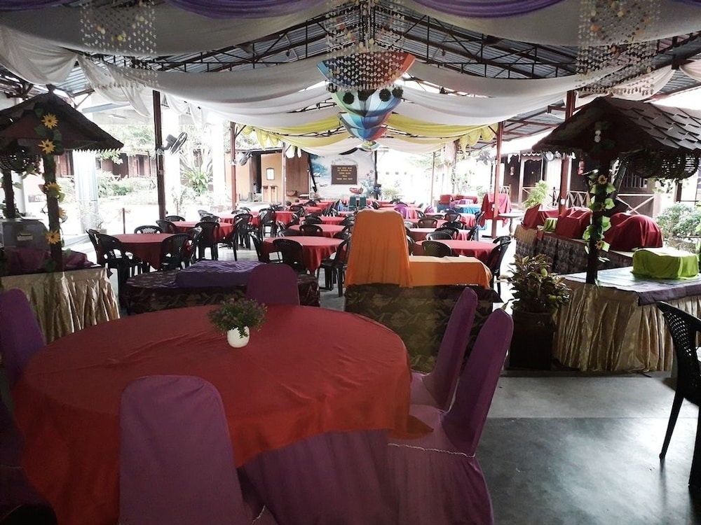 Purnama Beach Resort 53/67