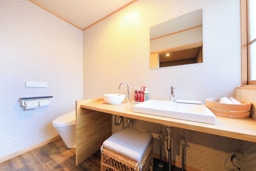 ARAI RYOKAN 48/50