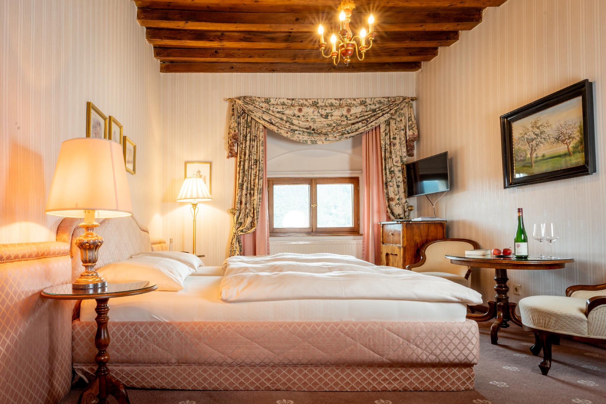 Castle, Superior, Double Bed