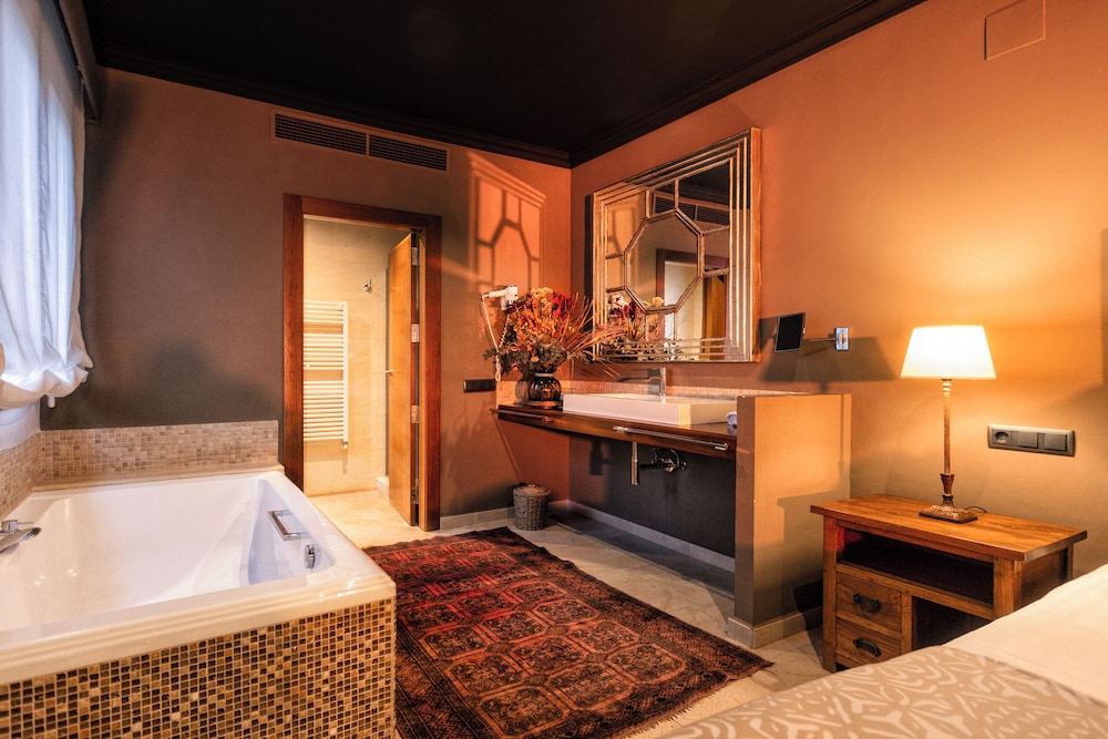 Swiss Moraira - Adults Only 50/50