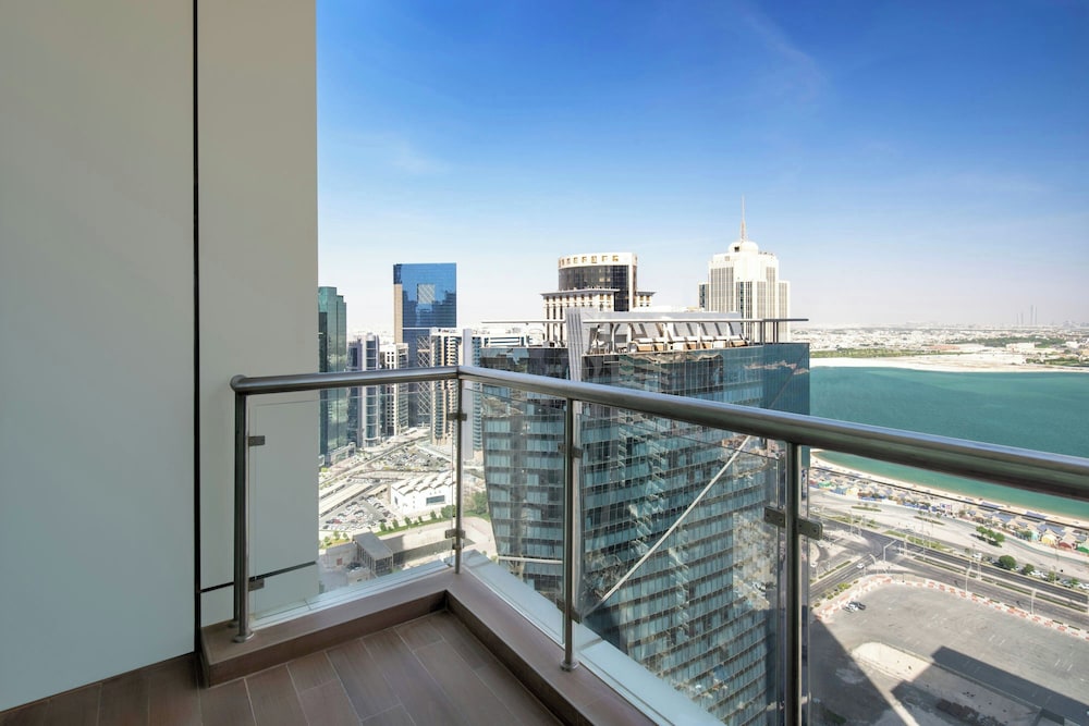 Element City Center Doha 43/46