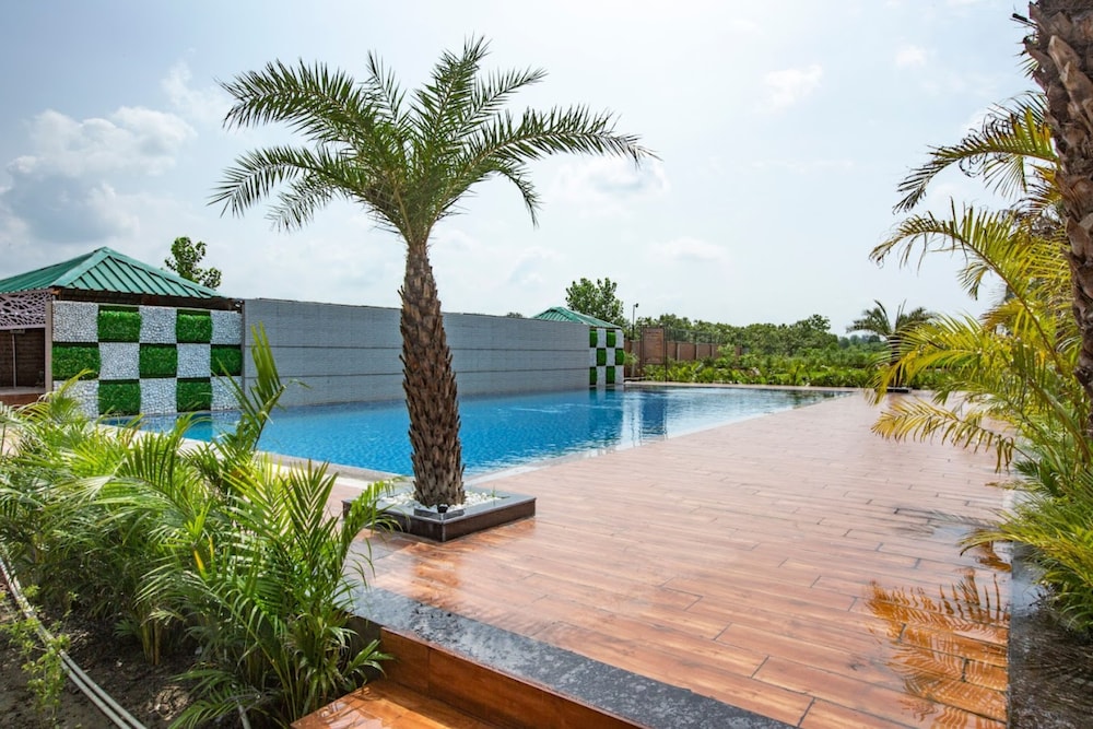 Countryard Resort Corbett 36/45