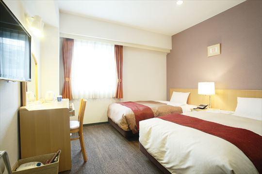 Female Only, Twin Beds