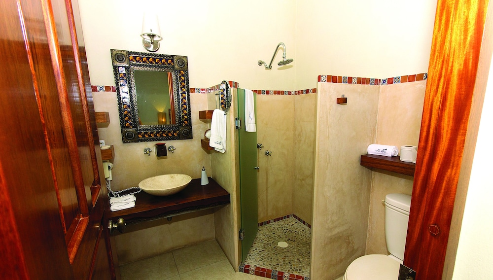 Hotel Casa San Angel 21/68