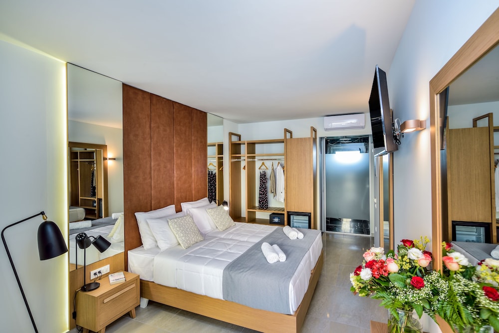 Elia Agia Marina Hotel 19/77