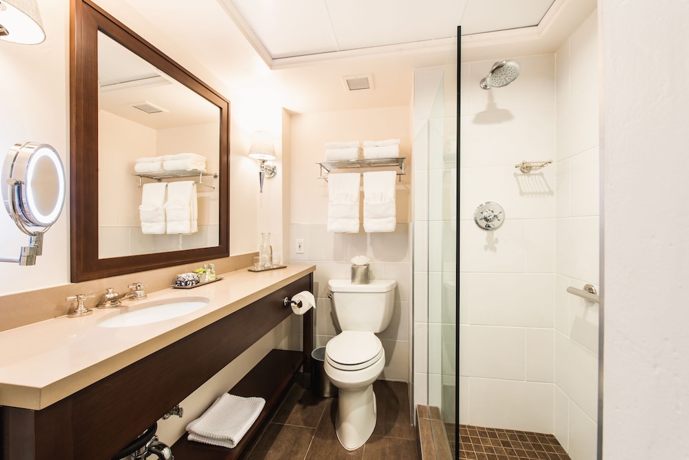 Hotel Santa Barbara 7/57