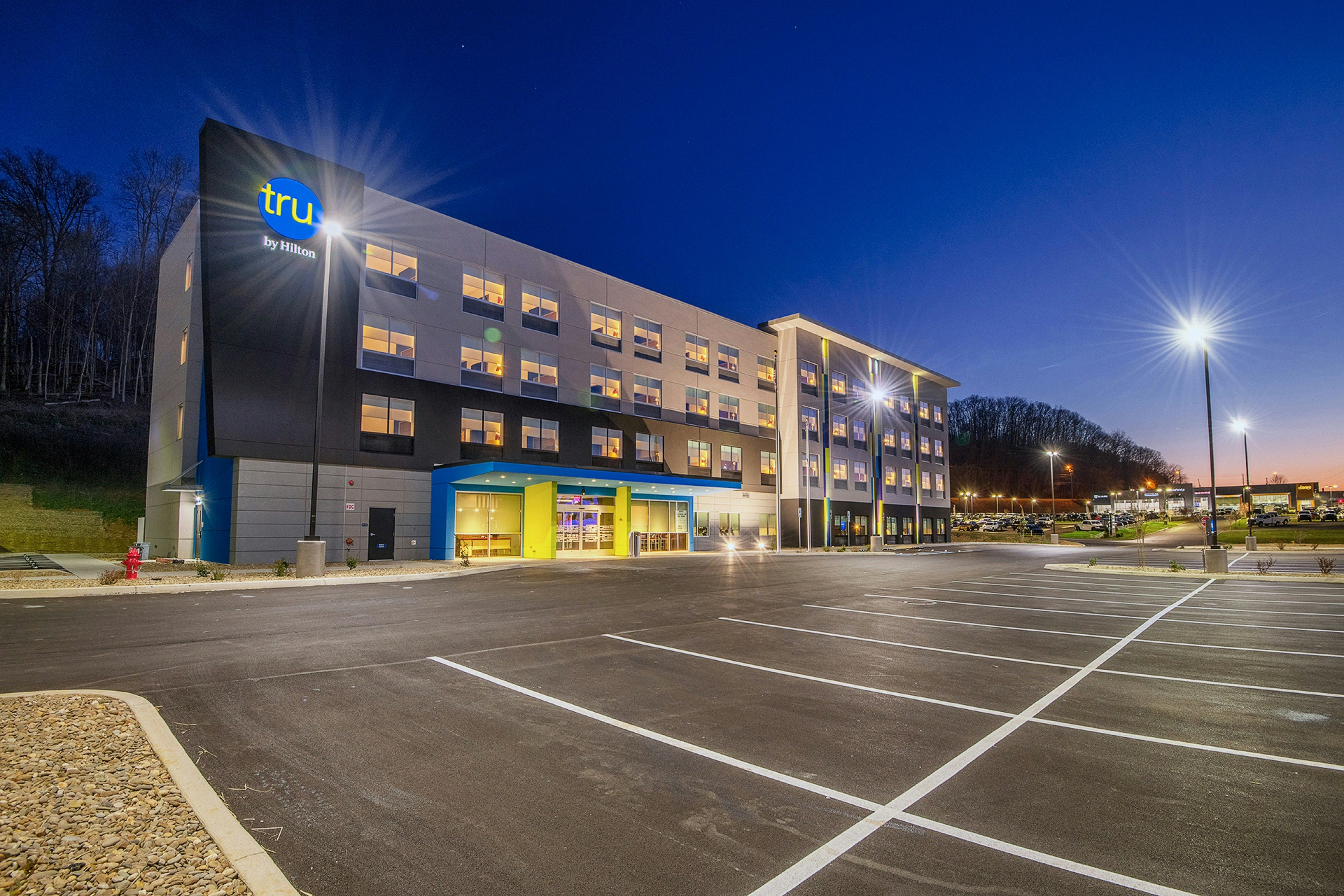 Tru by Hilton West Bristol TN 3/3