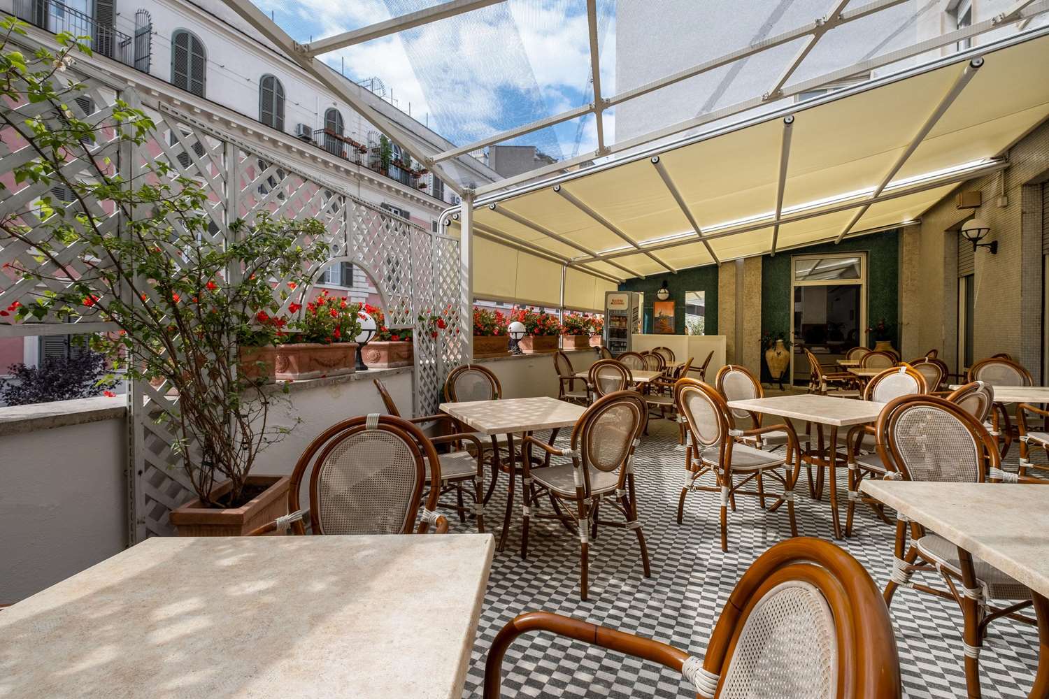 Quality Hotel Nova Domus 9/17
