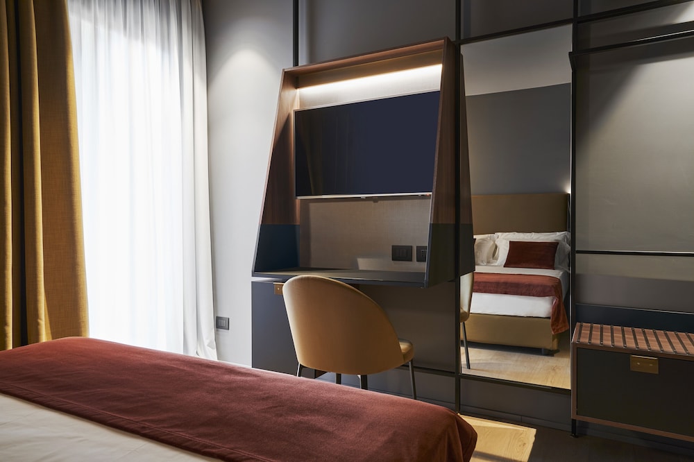 My One Hotel Executive 28/51