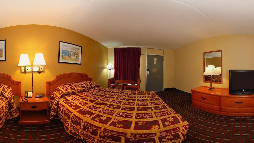 Econo Lodge Cullman South 19/25