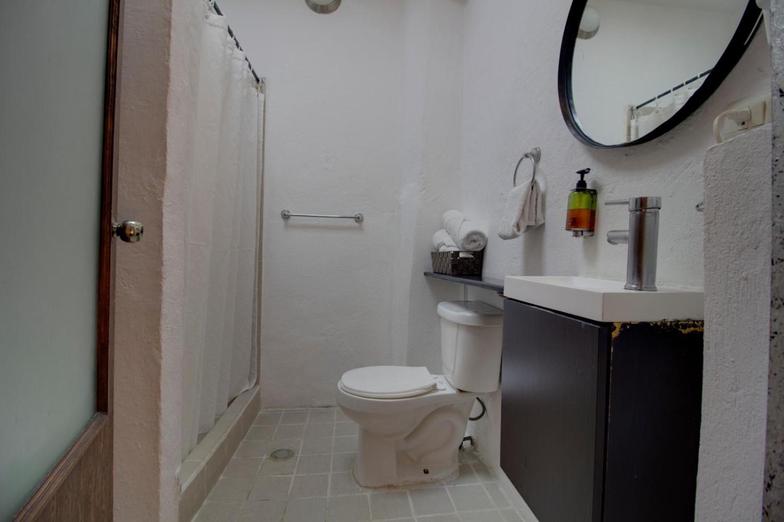 Hostal Punto 79 48/50