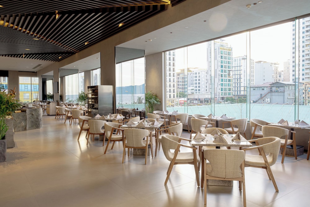 M Hotel Danang 35/50
