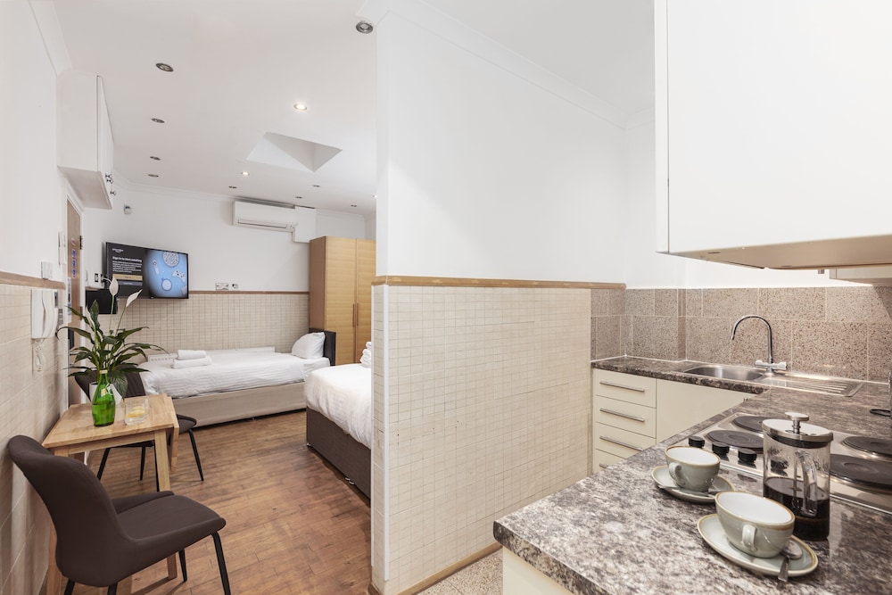 Argyle Apart Hotel 5/50