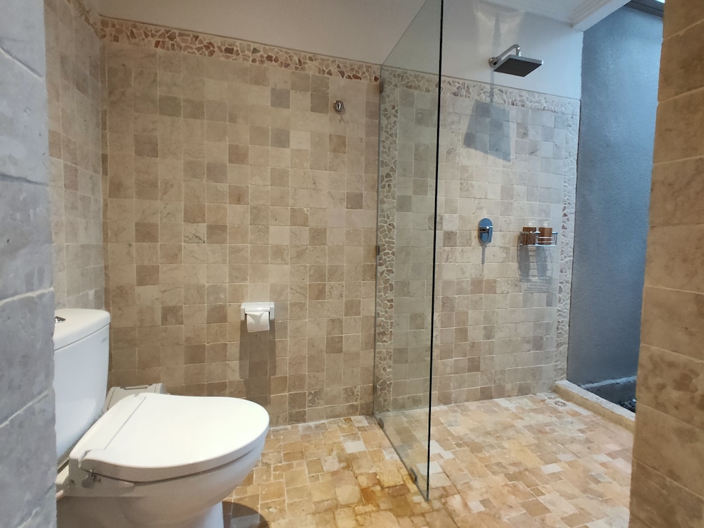 Taman Amertha Villas 66/70