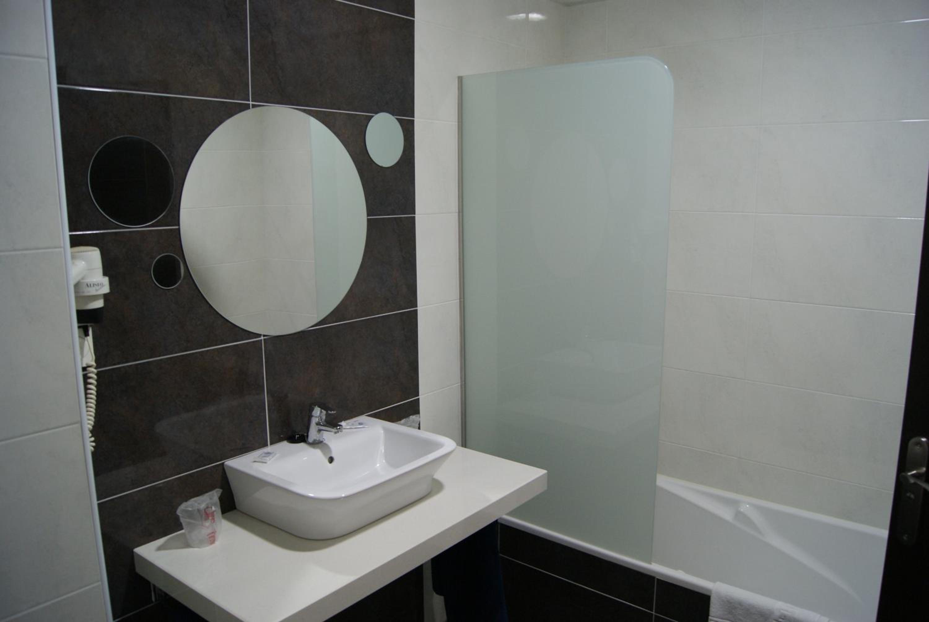 Hotel Dona Luisa 49/50